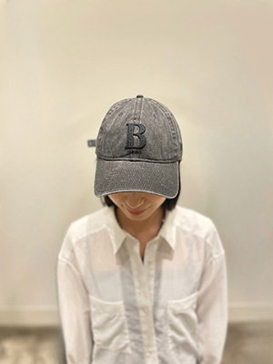 “BARNEYS” NEW ERAコラボレーション ロゴキャップ BLACK