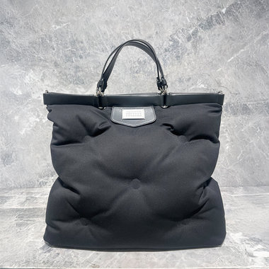 MEN'S BAG COLLECTION