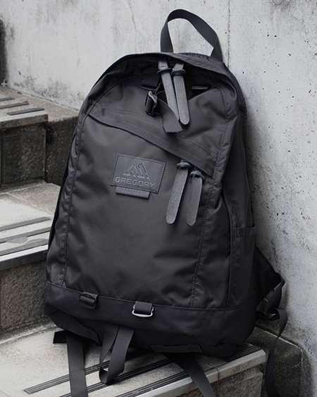 BARNEYS NEW YORK designed by TOMOHIRO KONNO <グレゴリー>コラボレート バッグパック ”DAY PACK”