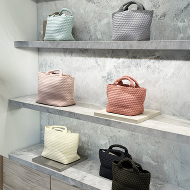 WOMEN'S BAG COLLECTION