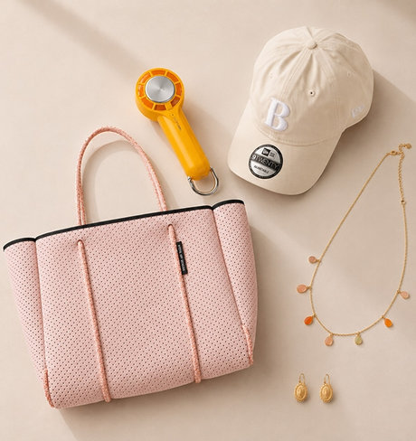 WOMEN'S ACCESSORIES COLLECTION 装いを彩る、アクセサリーセレクション