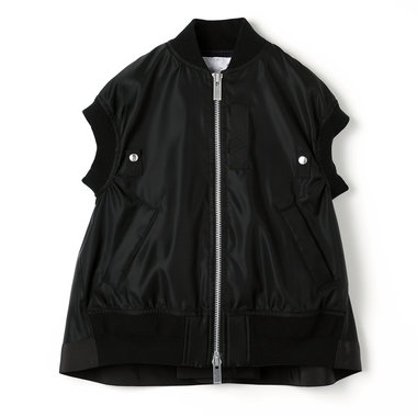 SACAI<サカイ> ナイロンツイルベスト