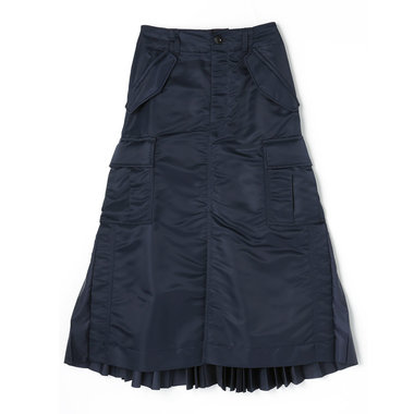 SACAI<サカイ> フロントスリット入りツイルスカート