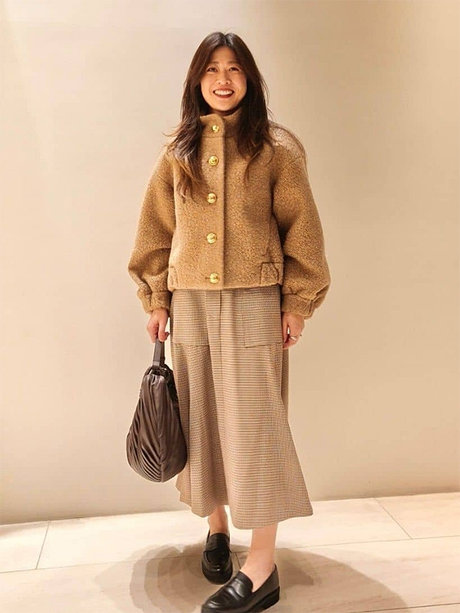 OUTER STYLE①｜赤を効かせた、秋のブルゾン