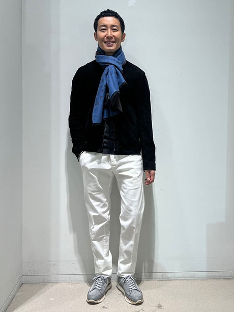 OUTER STYLE①｜モノトーンに、大人の遊び心を