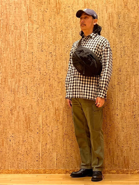 BARNEYS NEW YORK designed by TOMOHIRO KONNO ＜グレゴリー＞ コラボレート ボディバッグ “TAILMATE S”